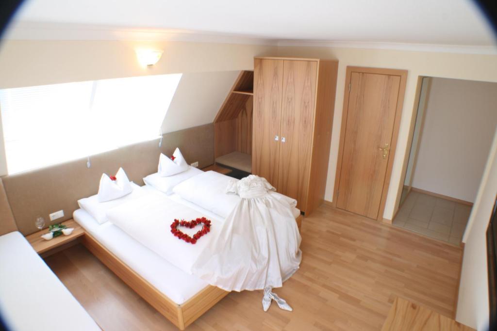 Hotel Lowen Bludenz Exterior foto