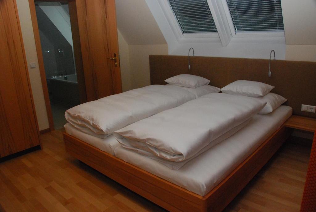 Hotel Lowen Bludenz Cameră foto